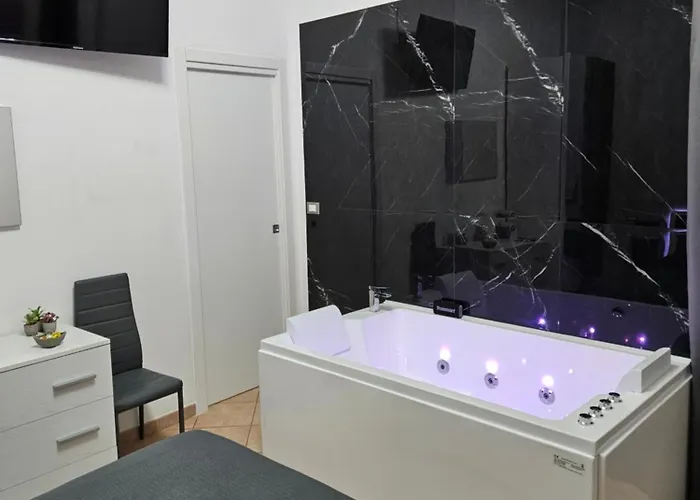 Simone Cupolas View *