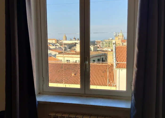 Simone Cupolas View *